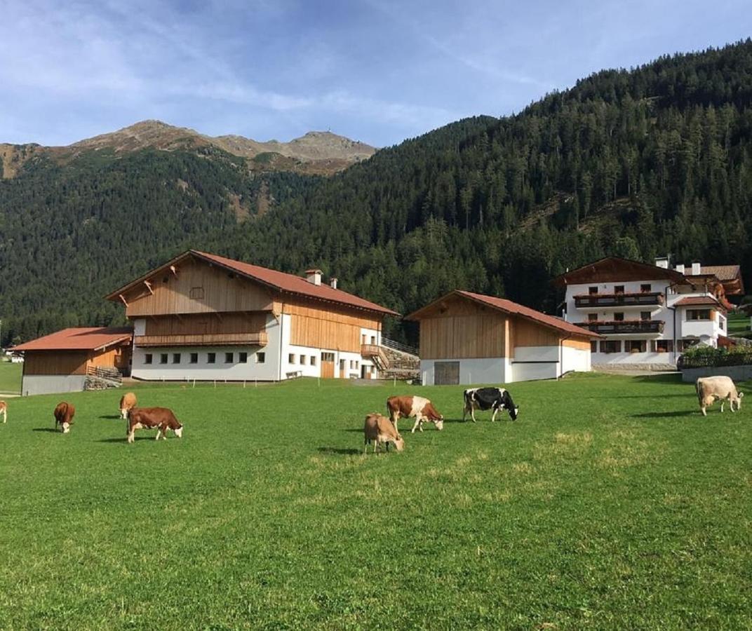 Huterhof Apt Wiesengrund 2 Riobianco Buitenkant foto